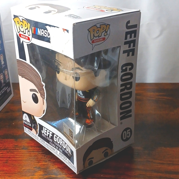 Funko Pop NASCAR Figure JEFF GORDON-05 Box* 3 For $15 - Picture 3 of 9